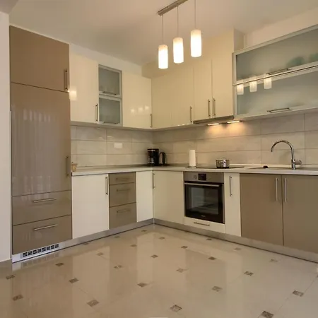 Complex Of Two Aurora-marisol With 2 Pools Only 200m From The For Up To 20 Persons - Wiibuk Villa *